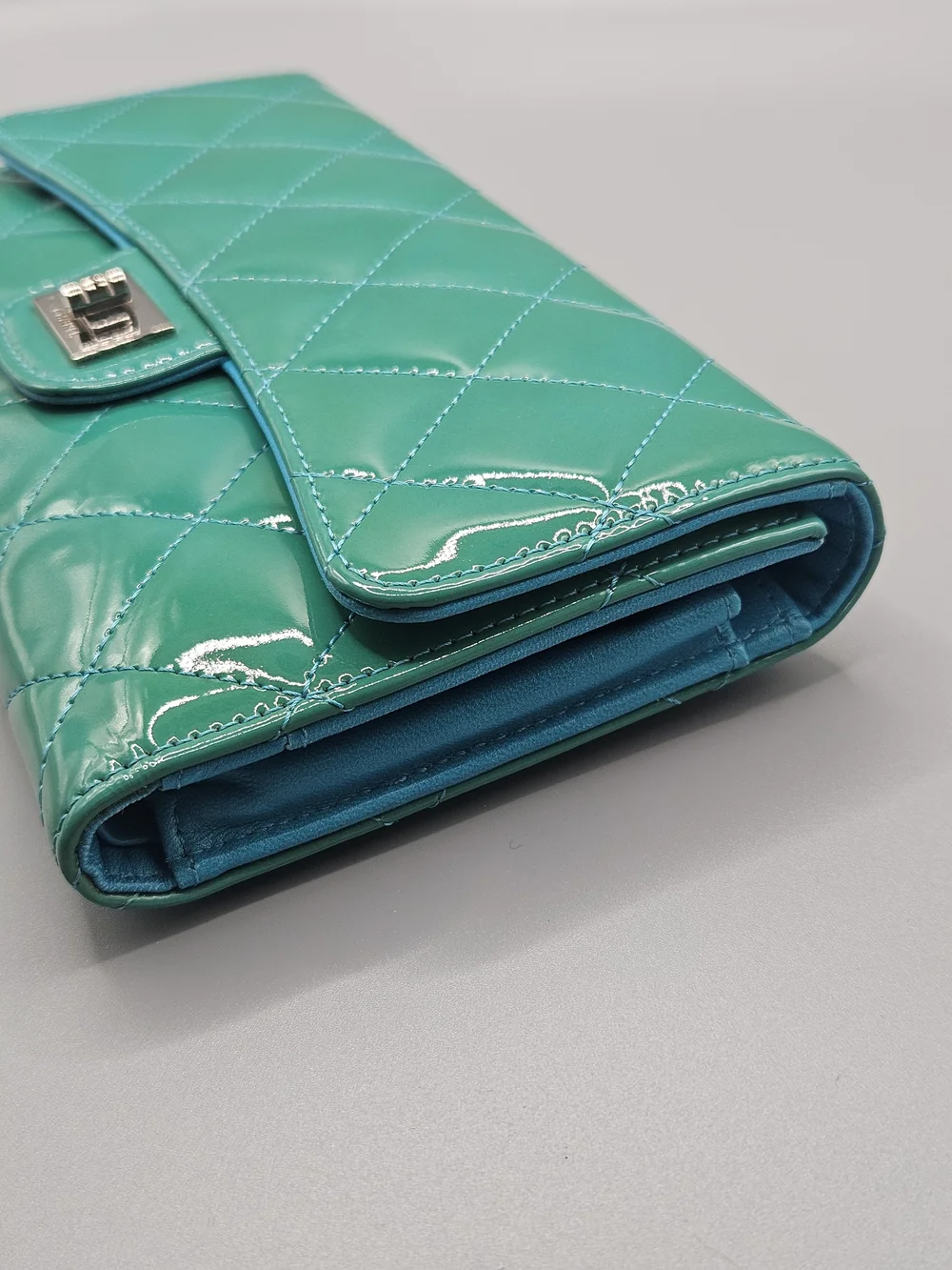 💚CHANEL 2.55 Reissue Patent Leather L Flap Wallet💚